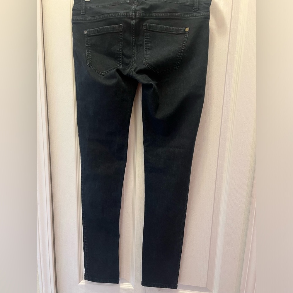 Love 21 Maternity Blue Jeans- Full Band Support, Stretch Fabric, slim legs